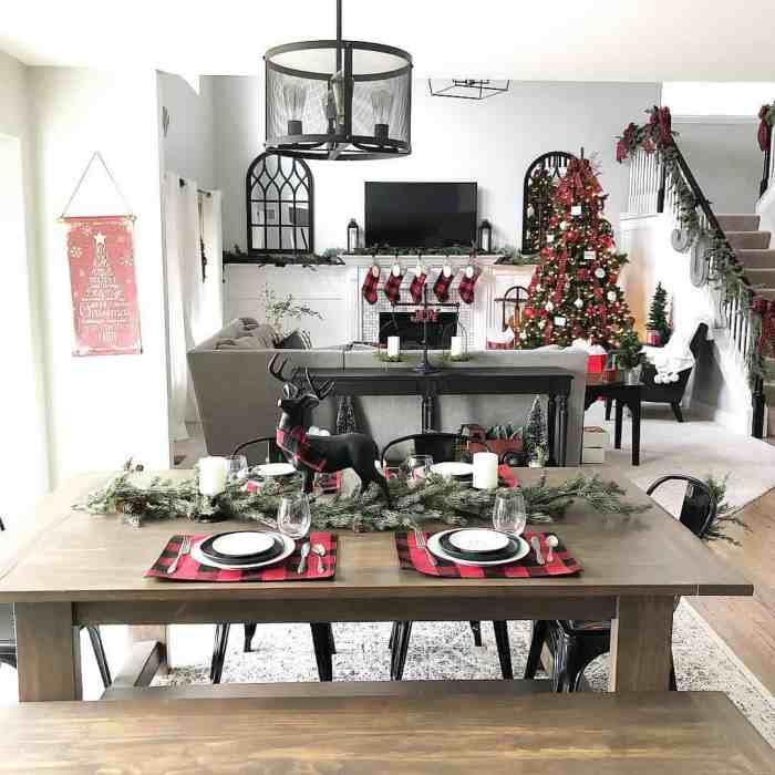 Black and red check christmas decor