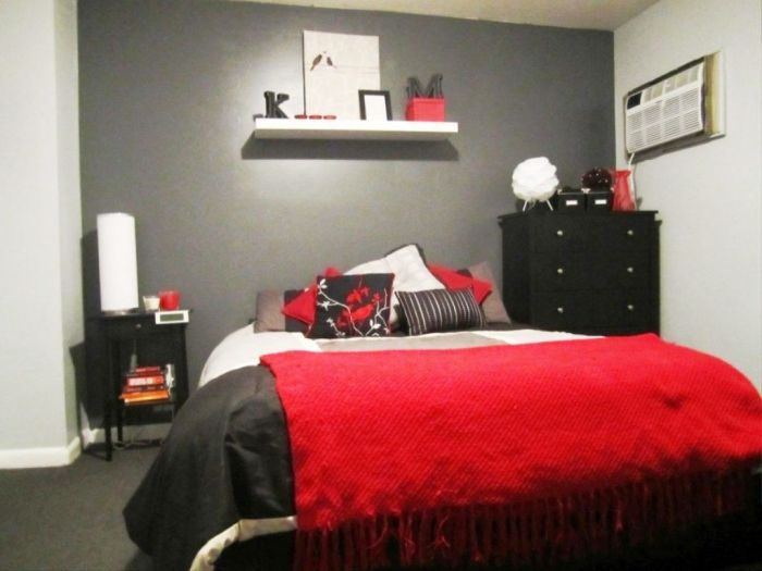 Black white red bedroom decor